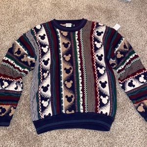 Disney Vintage Mens Christmas sweater (mickey mouse)